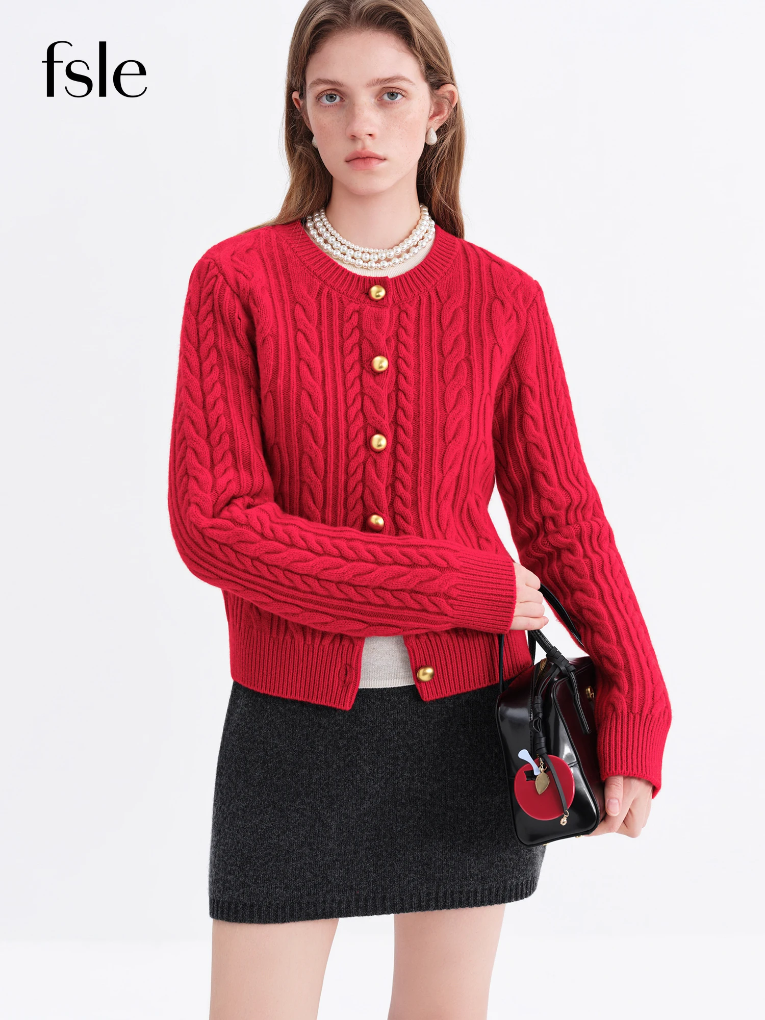 

FSLE New Year Retro Cable Knit Sweater Women's Red 2025 Winter New Style All Wool Knit Cardigan Round Neck Slim Tops
