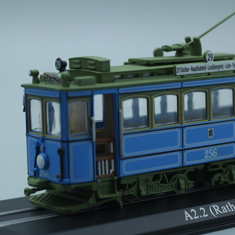 1:87 Scale Old-fashioned Retro Tram Static Resin Train Scene Model Collection Ornaments Souvenir Decoration Display