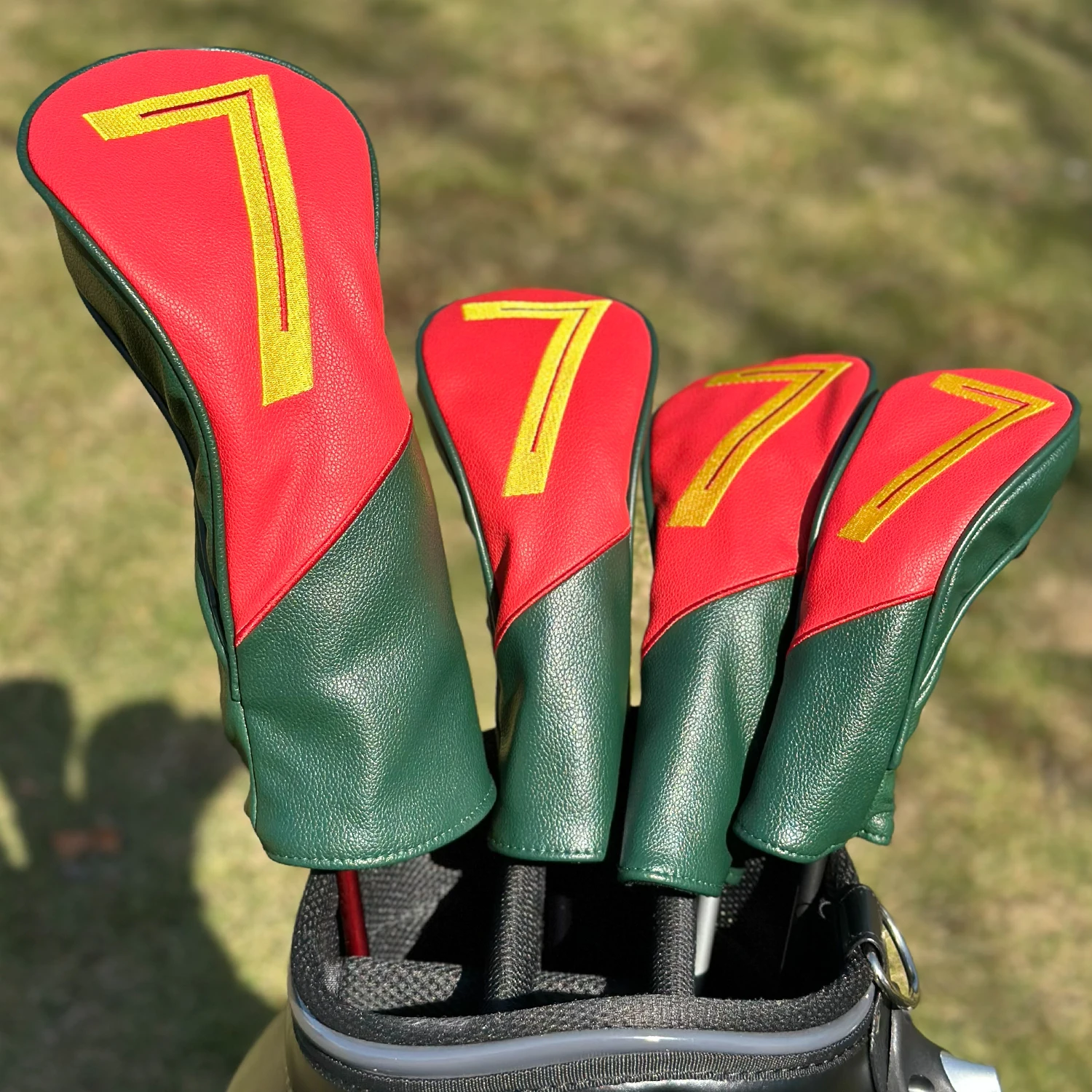1PC/4PCS Golf Club Head Covers for Driver Fairway Hybrid, Classic Two-tone Number 7 Design, Practical Golf Protective Kit