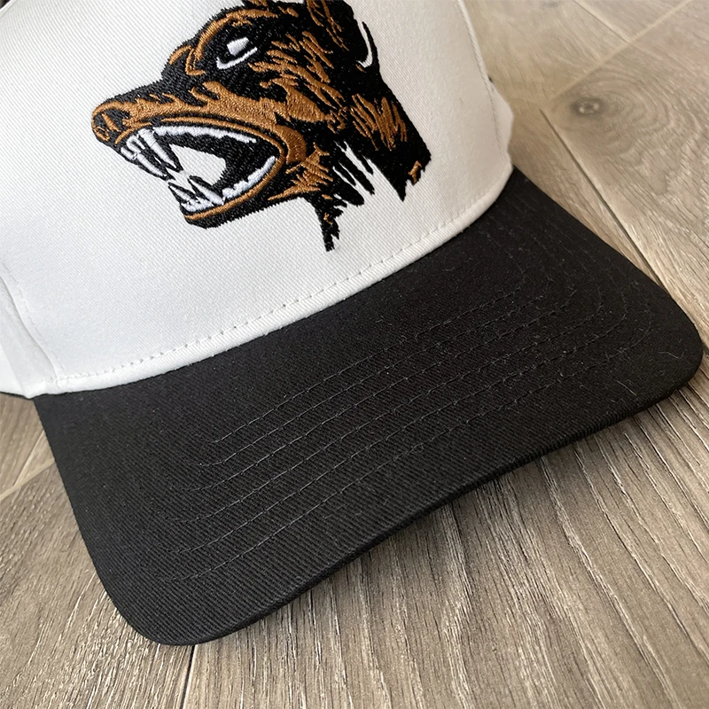 TUFF CROWD Dog Head Embroidery Logo Fitted Baseball Cap - Unisex