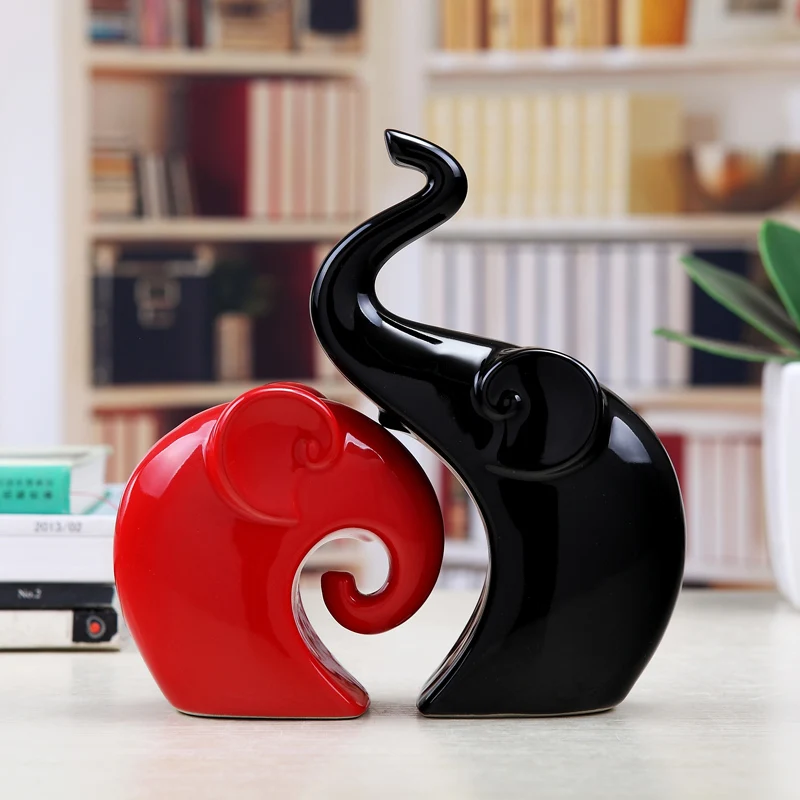 Red And Black Ceramic Decorations Underglaze Colored Couples Embracing And Dancing Creative Home Accessories
