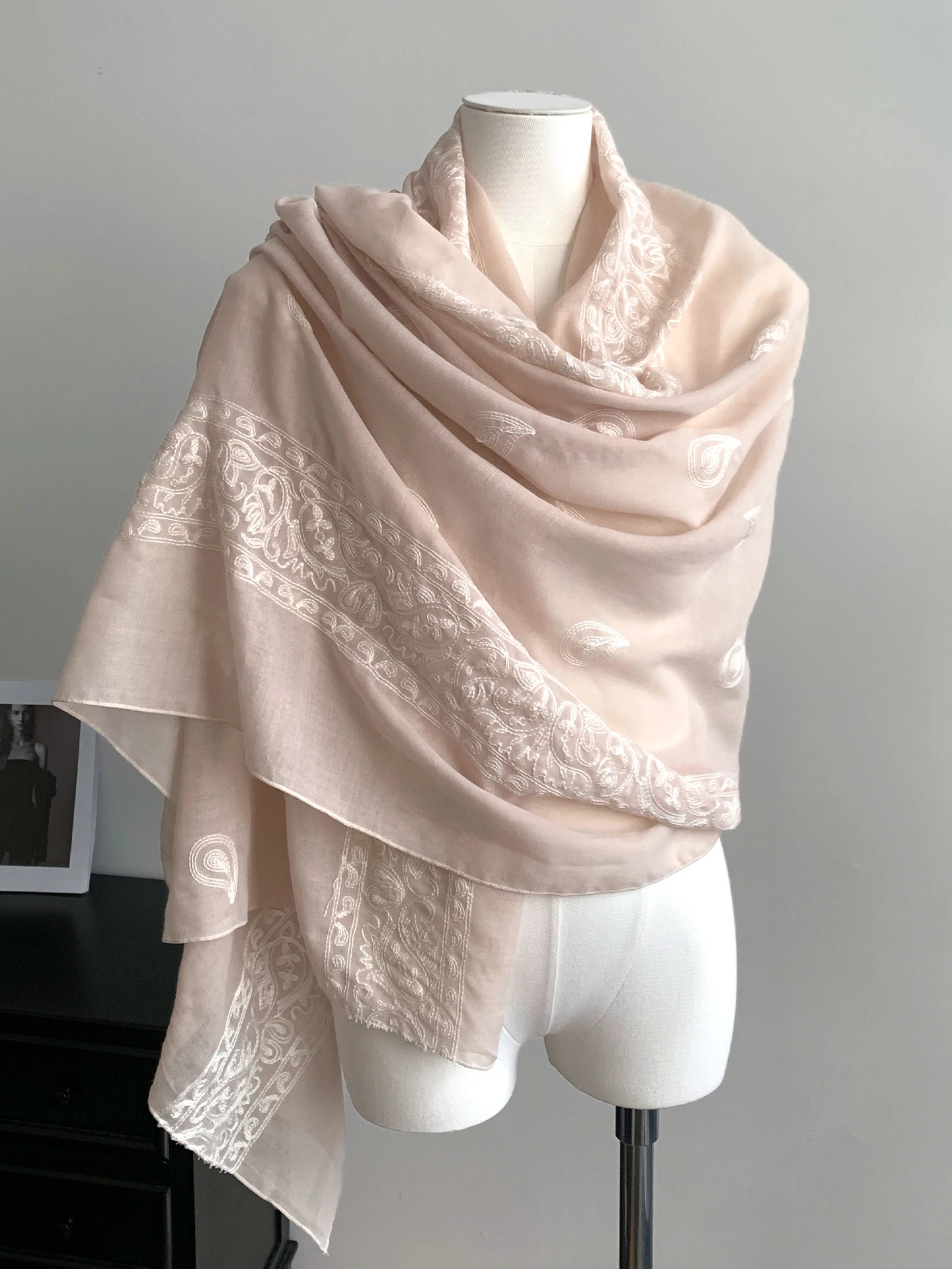 Retro Ethnic Style Thin Silk Scarf Travel Shoulder Wrap Outerwear Women's Long Stripe Scarf Versatile Accessory for Spring Su...