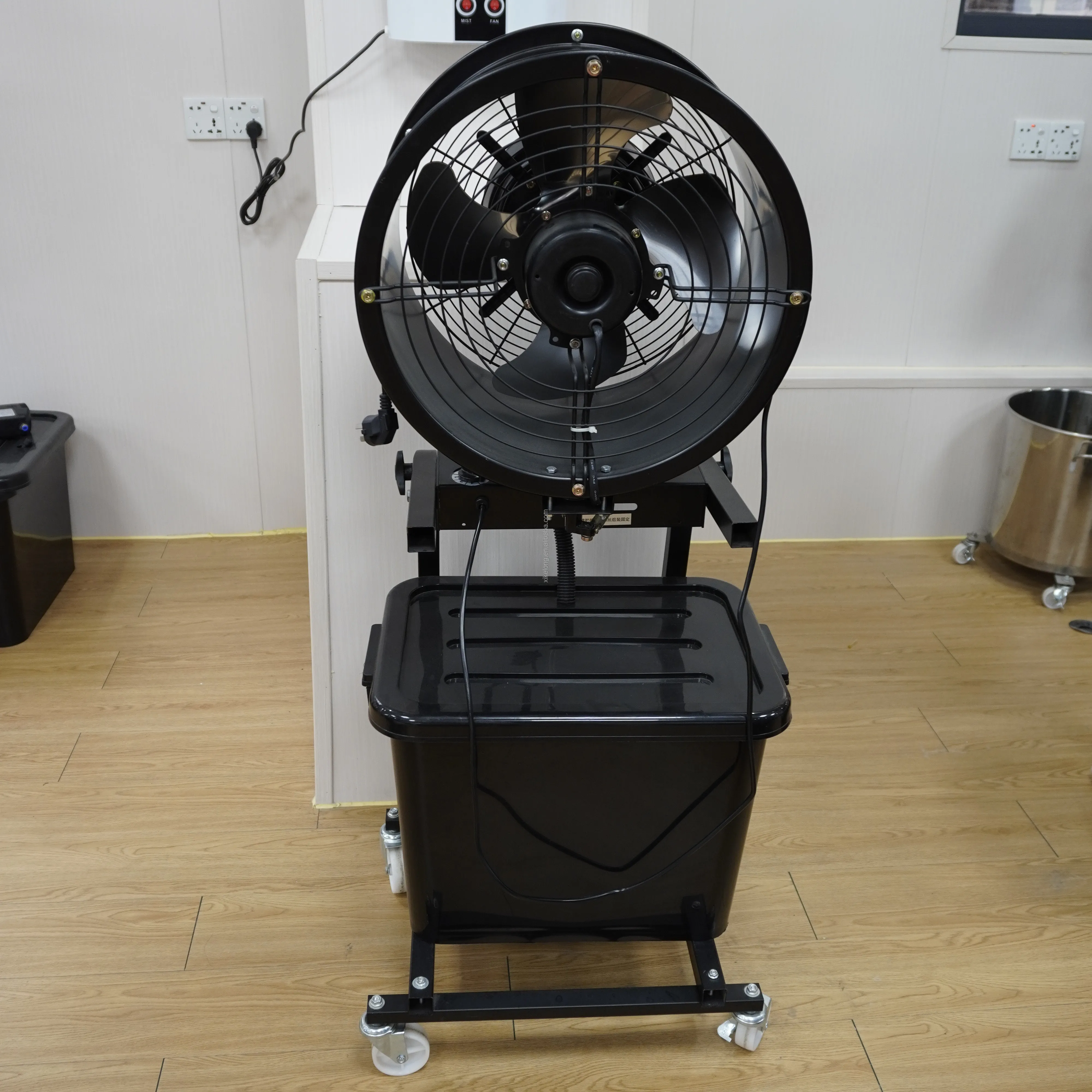 

46L Water Tank Cooling Water Mist Fan Industrial Cylinder Spray Fan Industrial Mist Fan