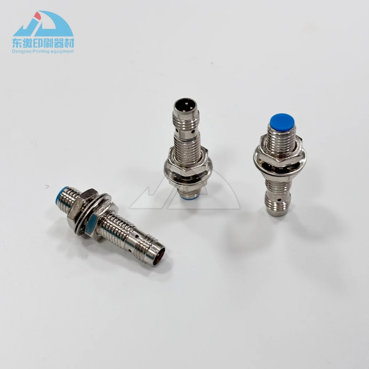 

Top Quality 1 Pc Switch Sensor 00.783.0766/01 for Heidelberg SM74 XL75 CD102 XL105 Printing Machinery Parts 00.783.0766 Sensor