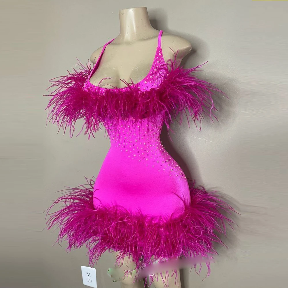 Hot Pink Feather Short Prom Dresses Sexy Halter Pearls Beaded Mini Evening Gowns Fuchsia Above Knee Formal Party Dress