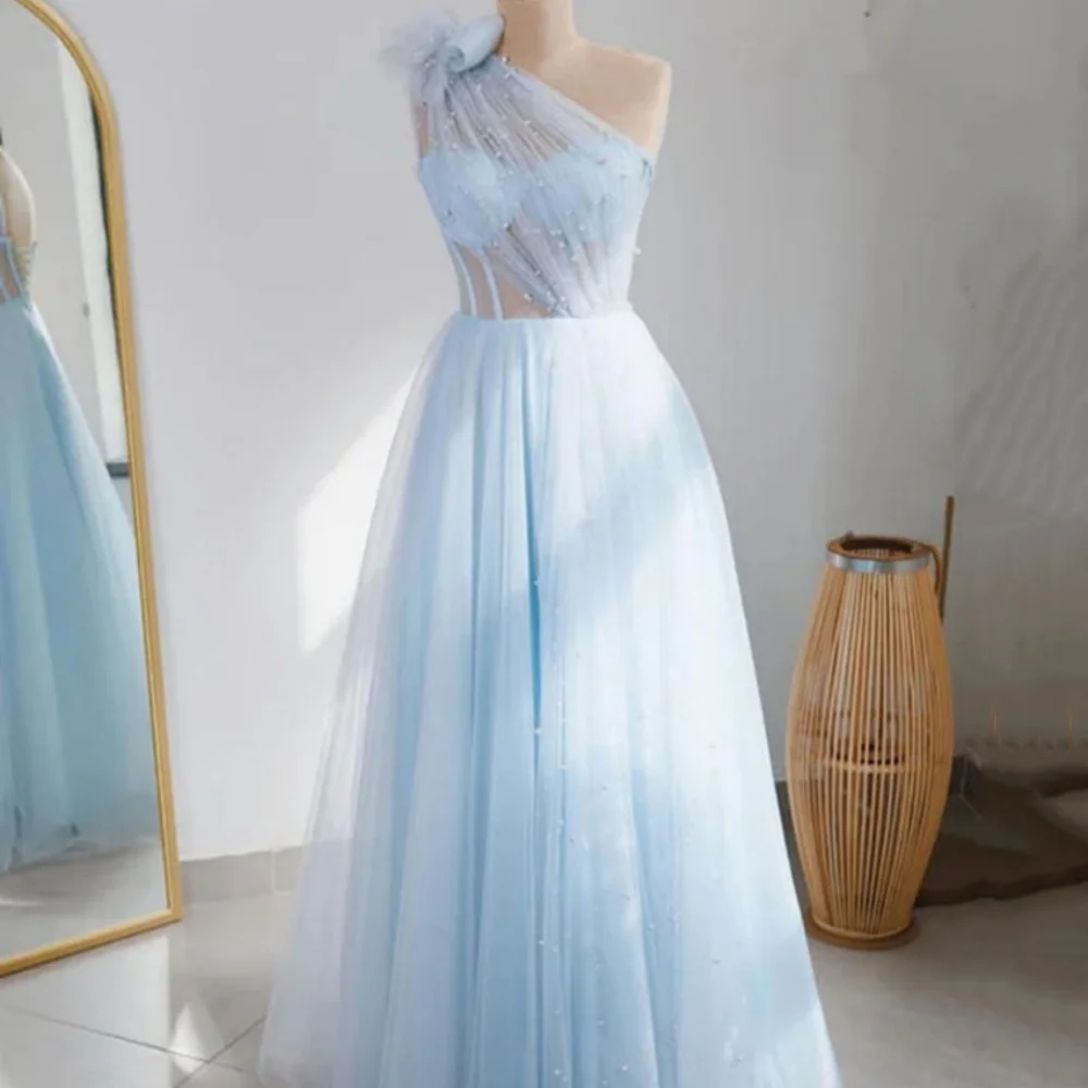 

Romantic Tulle Illusion Prom Gowns A Line One Shoulder Evening Dress Beading Party Dresses New Arrival فساتين سهرة