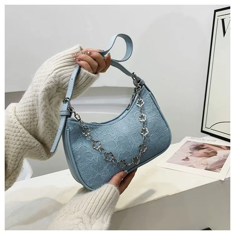 

Luxury High-End Leather Tote Bag for Women - Large Capacity Commuter Crossbody Purse with Trendy Minimalist Vintage Design