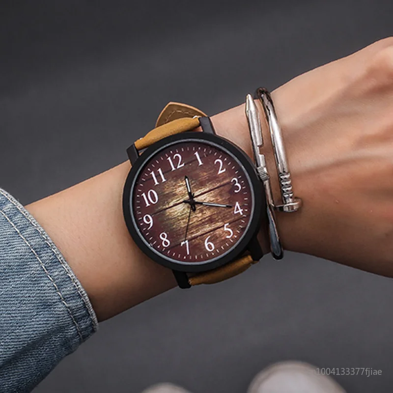 2024 Hot Sale Women Watch Fashion Starry Sky Watches Women Large Dial Sport Watch Women Quartz Couple Watches Leather Strap Gift