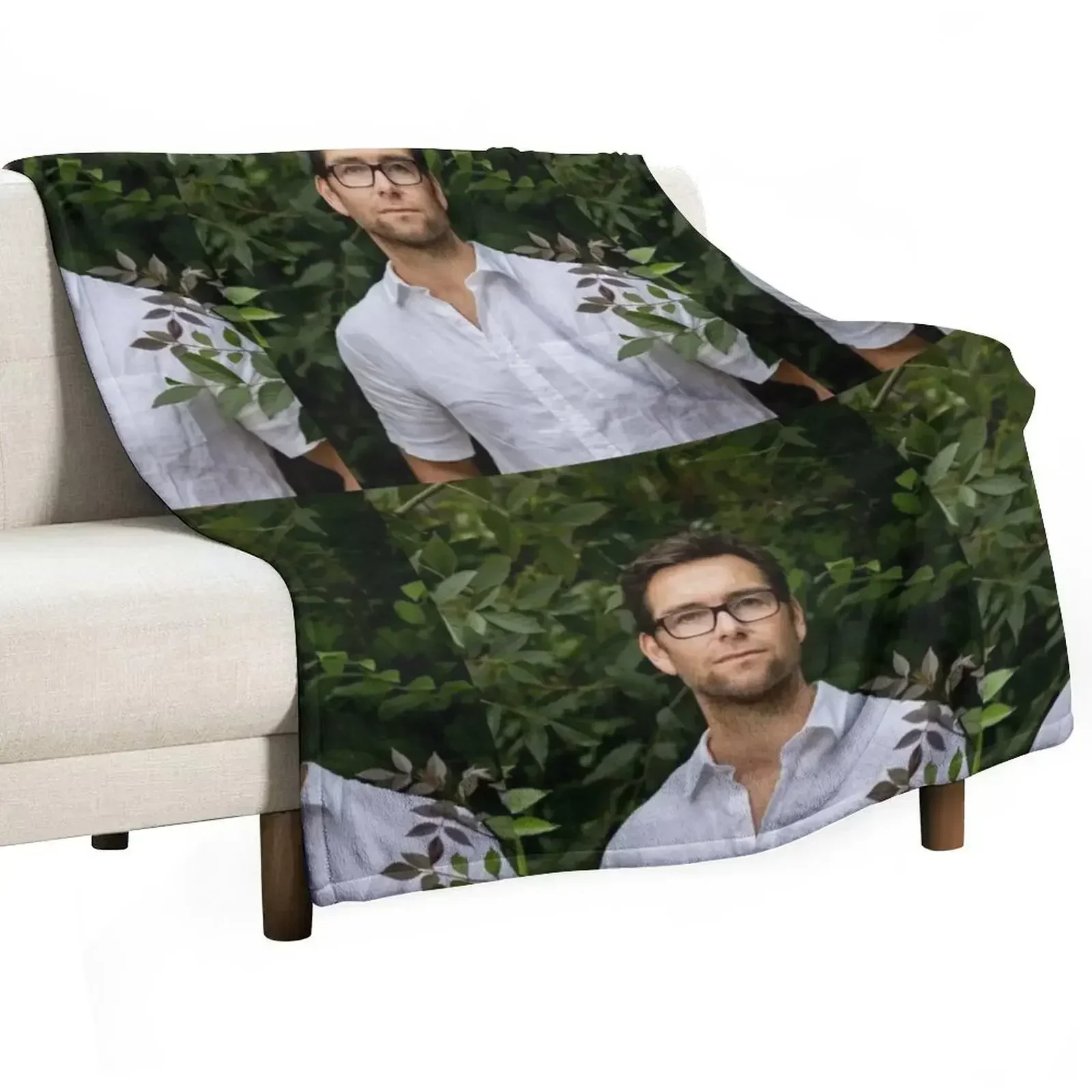 antony starr handsome Throw Blanket warm winter Cute Plaid Warm Furry Decorative Throw Blankets Sofas Of Decoration Blankets