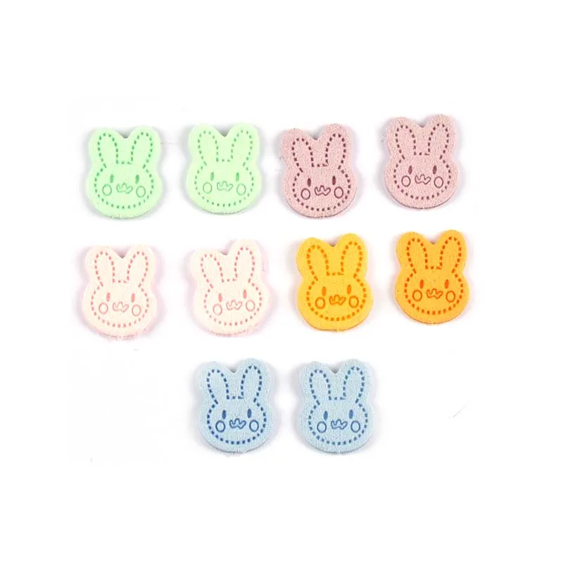 30Pcs 20x15.5mm Cute Rabbit Leather Embossed Labels Sewing Clothing Accessories Bags Garment Tags DIY Supplies Handmade Crafts