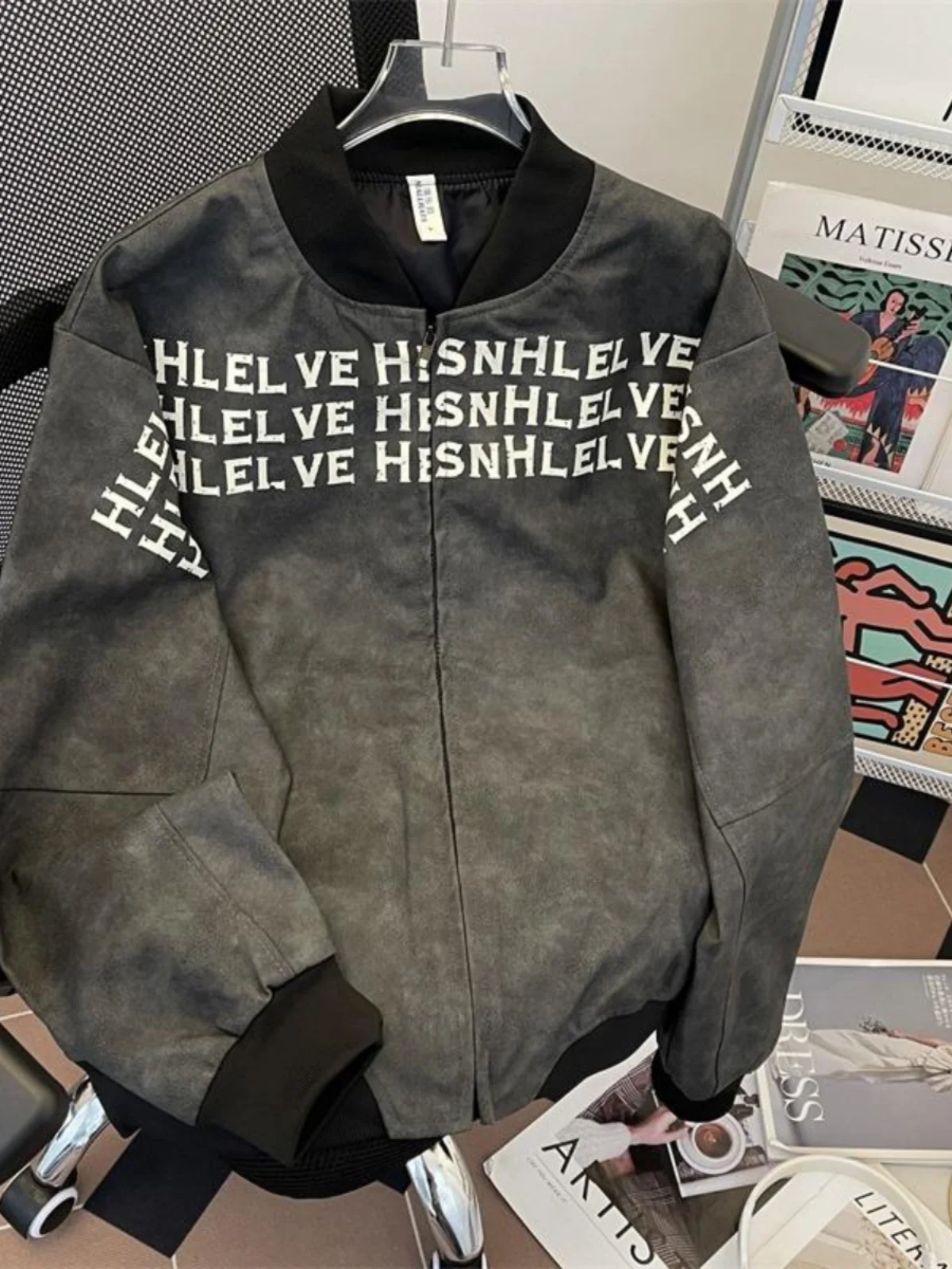 

Мужская кожаная куртка Kaimela: Мотоциклетная куртка-пилот с воротником-стойкой и принтом, модная верхняя одежда для весны и осени