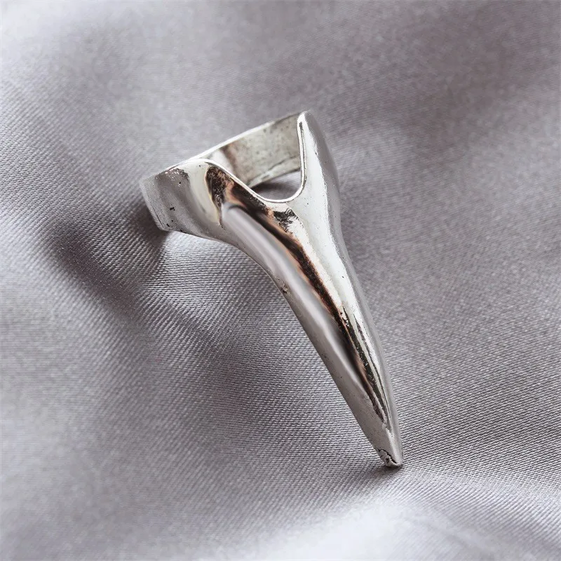 Geometric Alloy Ring Featuring Electroplated Finish in Gold Silver or Black Ideal for Unisex Gifting at Weddings Birthdays Festi