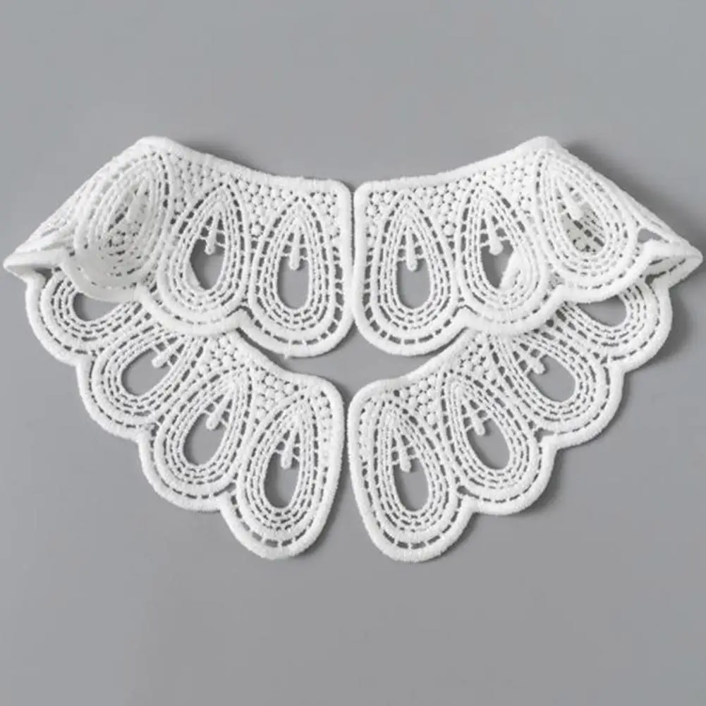 1 Pair Beautiful Neckline  Decorative Smooth Lace Flowers Fake Collar  Lady Shirt False Collar Lace