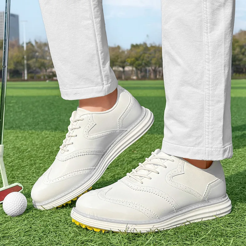 

2026 Luxury Men Golf Shoes Breathable Golfing Sneakers Non Slip Lightweight Footwears For Gym Golfers