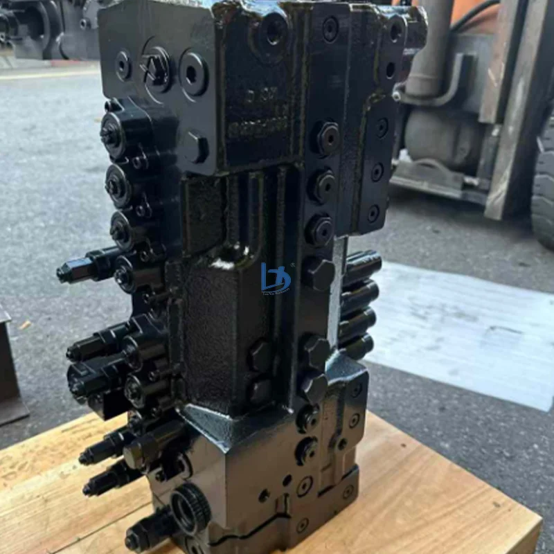Mining Construction Minchinery  Distribution Valve for Kobelco SK60/70/75-8/130/135-8 Excavator