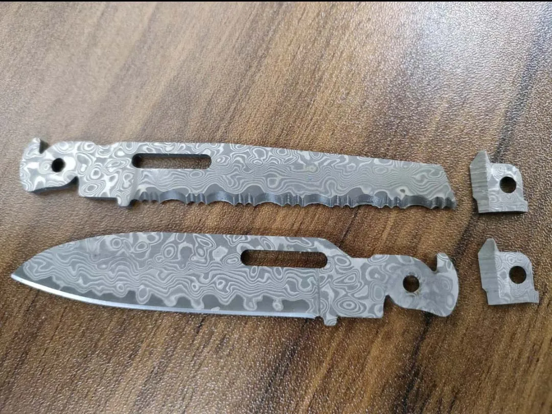 Imagem -02 - Peça Vg10 Núcleo Damasco Lâmina de Aço Acessórios para Leatherman p4 Damasco Peças Reposição Alicate Peça Modificação 1