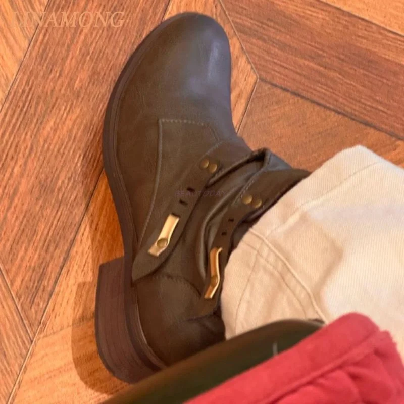 Women Vintage Ruched Ankle Boots Round Toe Finish Metal Buckle Details Side Zipper Low Heel Retro Casual Daily Wear Short Boots