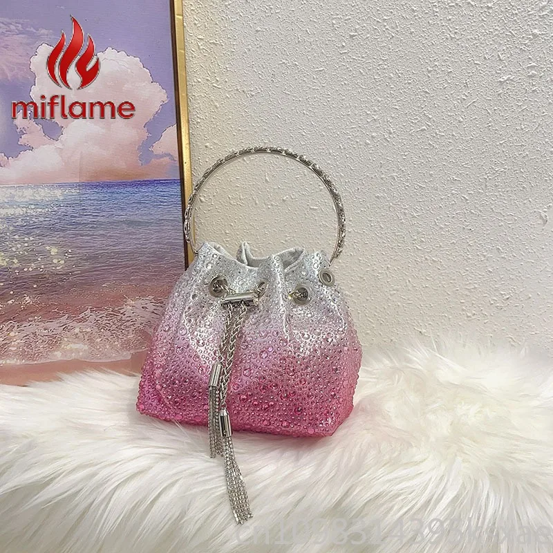 

Mini Shoulder Crossbody Bag with Pleated Rhinestone Sparkling Crystal Top Handle Niche Luxury Evening Party