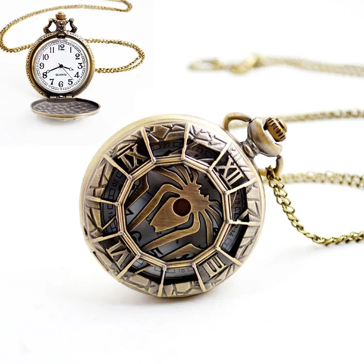 

Hot Selling Marvel Retro Flap Pocket Watch Large Spider Man Pocket Watch Anime Surrounding Men's Flap Quartz Pocket Watch