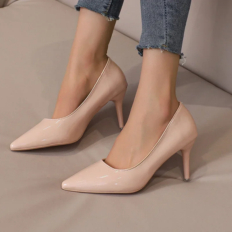 Red High Heels for Women's Sexy Fine Heel Pumps Fashion Party Plus Size 43 Pointed Toe Wed Shoes Patent Leather Dress High Heels view 6