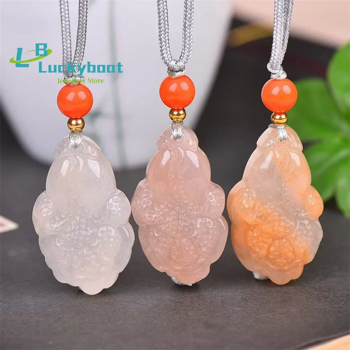 Natural Golden Silk Jade Auspicious Cabbage Pendant Simple and Personalized Exquisite and Versatile for Men and Women