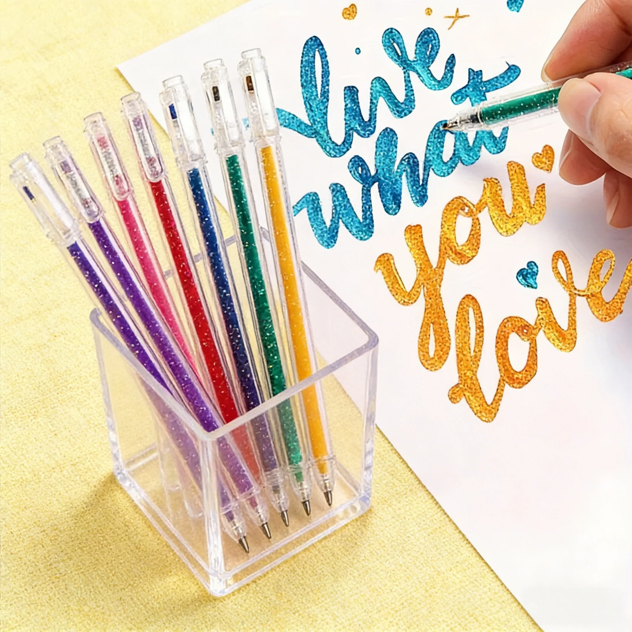 

Perfect for creative projects: a glitter gel pen set with vibrant shimmer ink for sparkling highlights.
