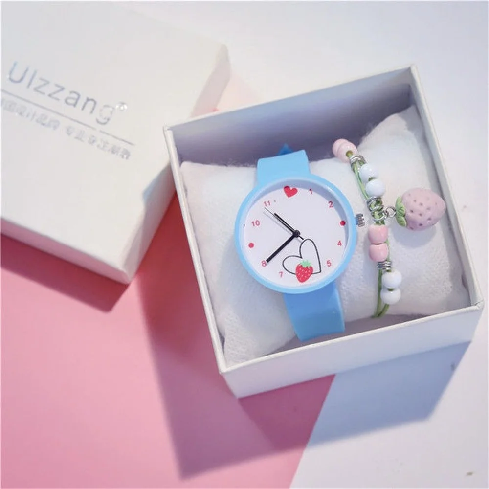 Macaron-reloj con esfera de corazón de fresa para niños, correa de silicona de gelatina coreana, cuarzo luminoso, regalo de cumpleaños