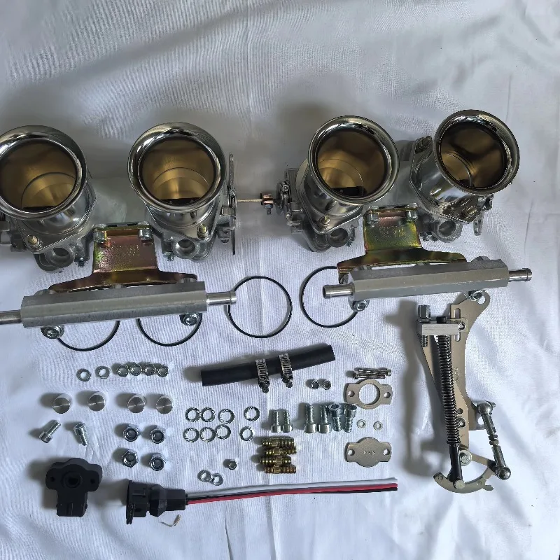 

The silver dual valve body kit is suitable for racing and carbohydrate engines with a conversion height of 30 millimeters