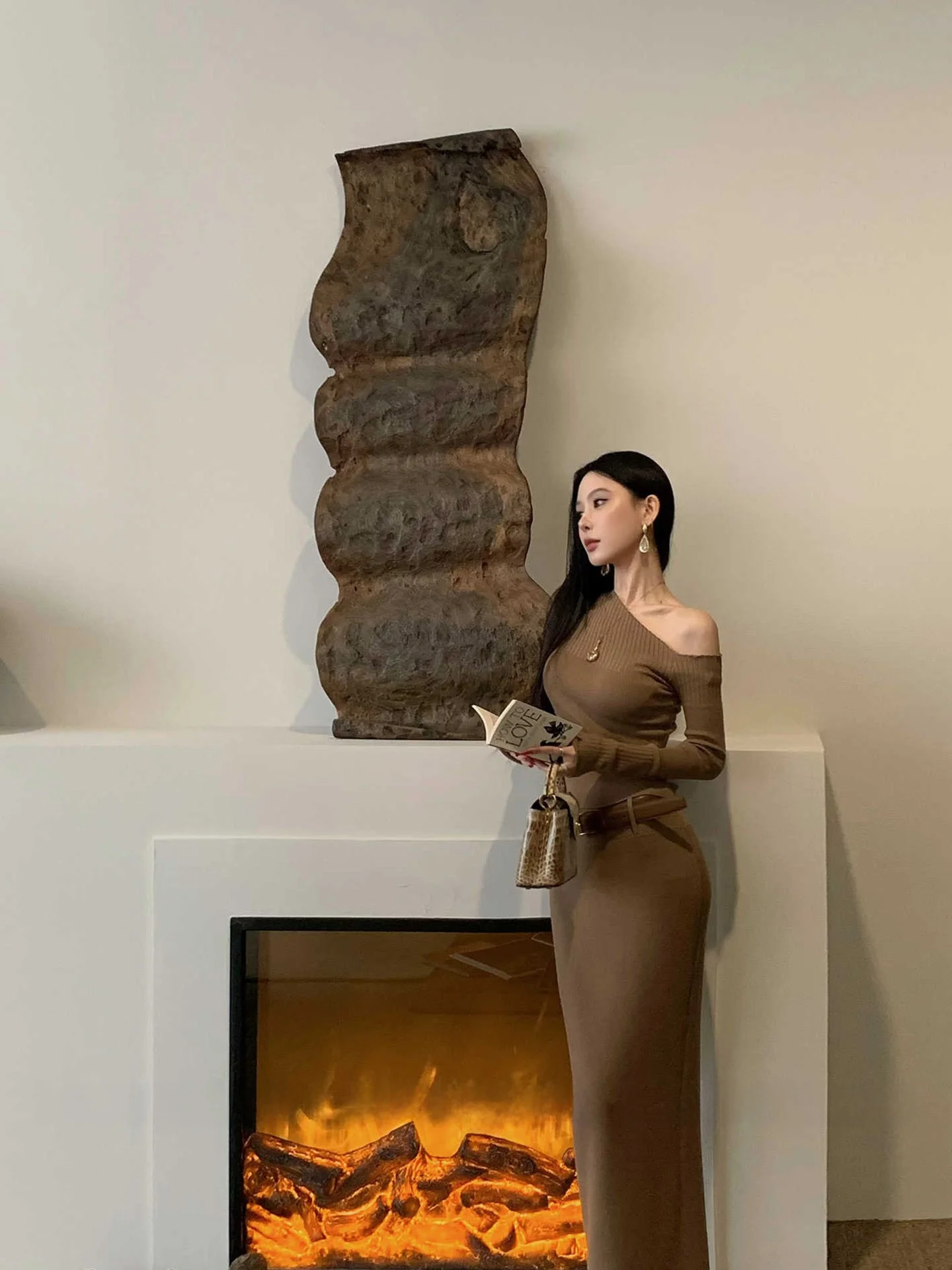 

Вязаный комплект из двух предметов Ele для женщин: осенне-зимний топ с открытыми плечами и длинной юбкой-макси, облегающий крой