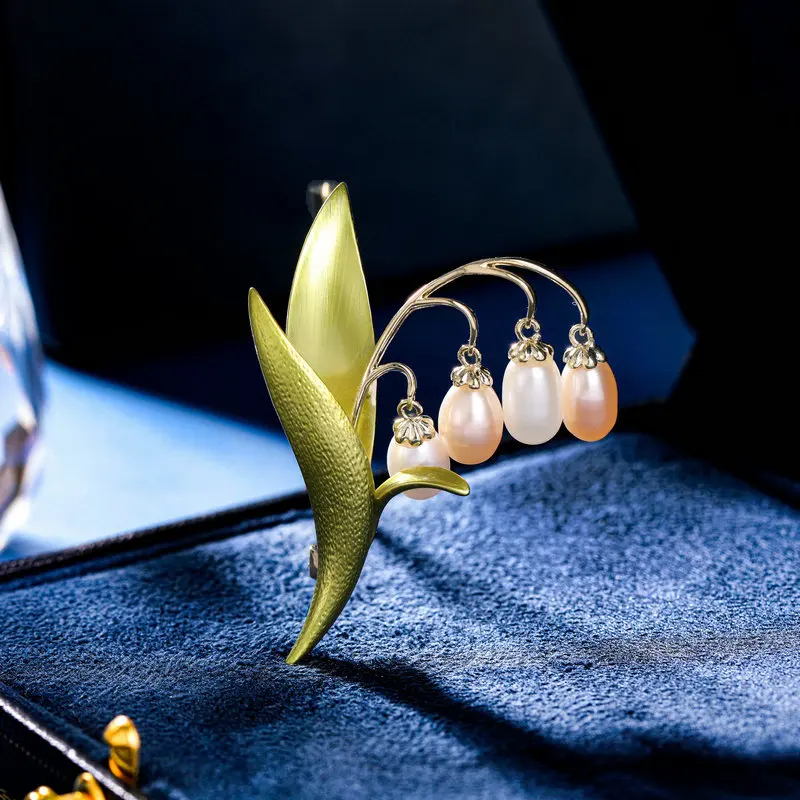 Chinese Style Auspicious Lucky Lily Of The Valley Freshwater Pearl Brooch Pin For Qipao Coat Fall Winter Outerwear Elegant Gift