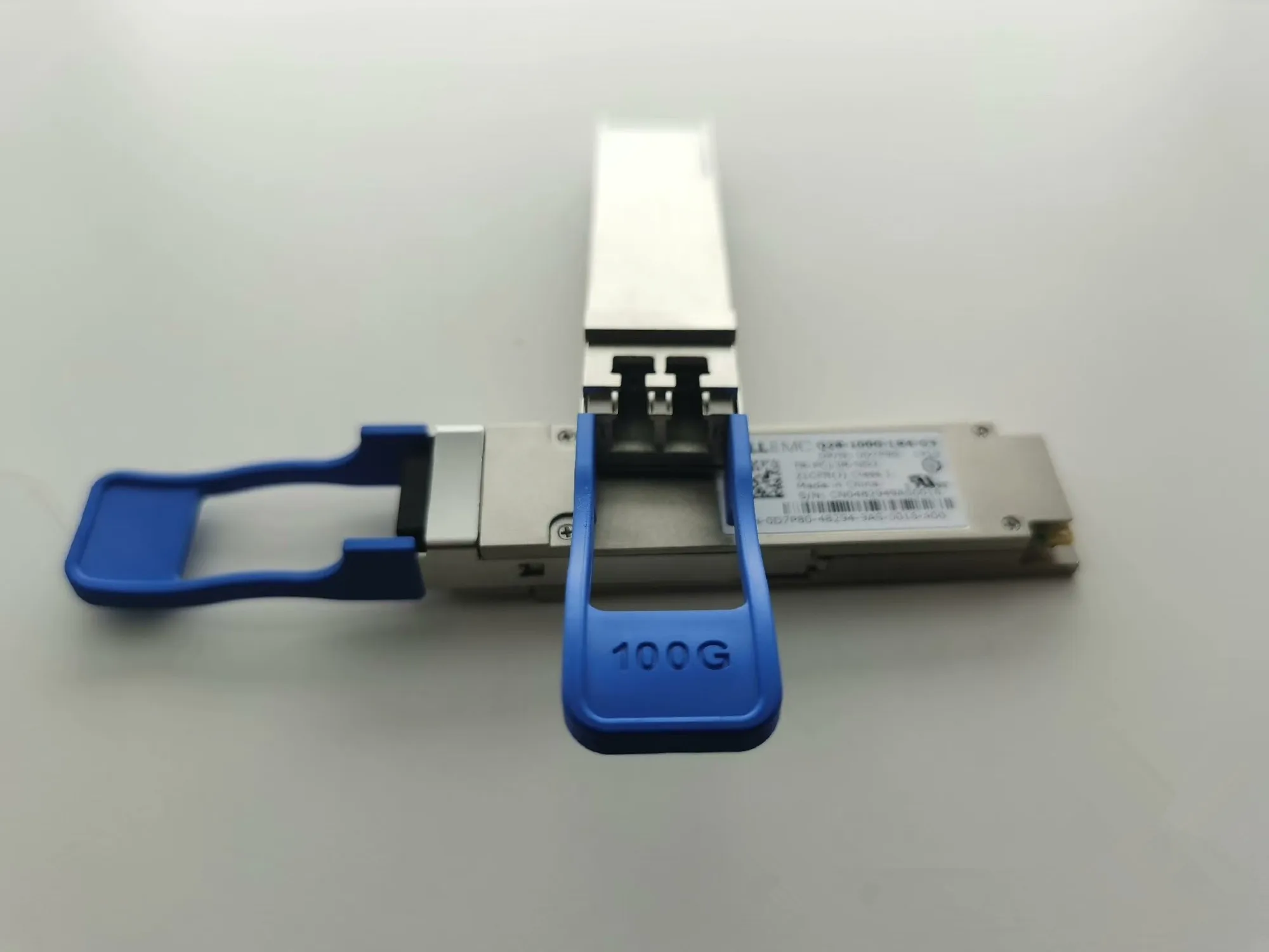 LC Port QSFP28 100G LR4 Transceiver światłowodowy/D-ELL EMC 0D7P80 Q28-100G-LR4-G3 100GB 10KM Jednomodowy moduł światłowodowy