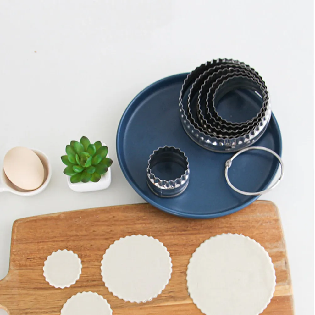 6Pcs Stainless Steel Round Cookie Cutter Biscuit Mould Set Fluted Smooth Edges Baking Tools for Crackers Fondant