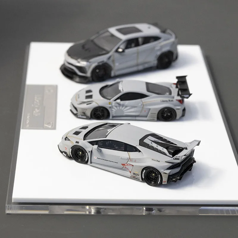 รถของเล่นโลหะผสม Flame 1/64 LP610 Huracan GT URUS 458GT LBWK ของสะสมโมเดลรถหล่อขึ้นรูป ของขวัญสำหรับเด็กผู้ชาย