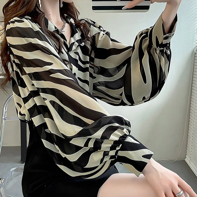 Women Clothing Chic Striped Printing Chiffon Shirts Summer Elegant Fashion All-match Lantern Sleeve Blouses Casual Loose Tops