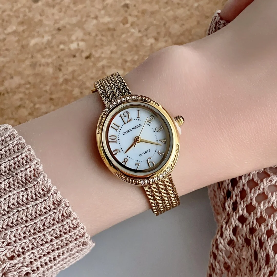 Vintage Adjustable Steel Band Bracelet Women Watches Golden Ladies Watch Oval Quartz Wristwatch Female Clock Relojes Para Mujer