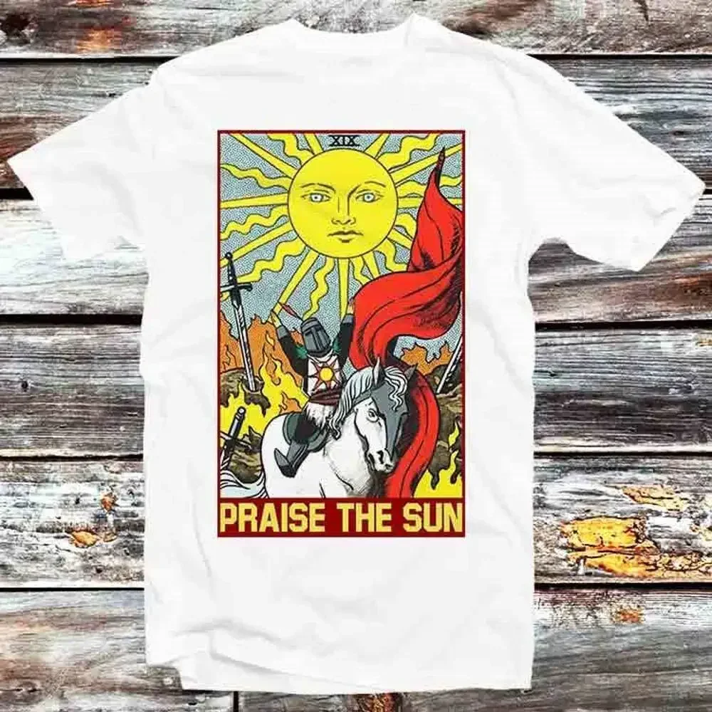 

Praise The Sun Thank God Tarot Card Reading Online Gaming Dark Souls T-Shirt