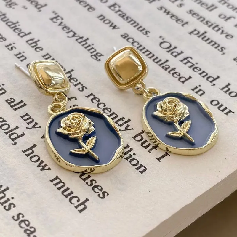 Trendy Rose Flower Metal Dangle Drop Earrings For Women French Vintage Long Pendant Earrings Female Wedding Party Jewelry Gifts