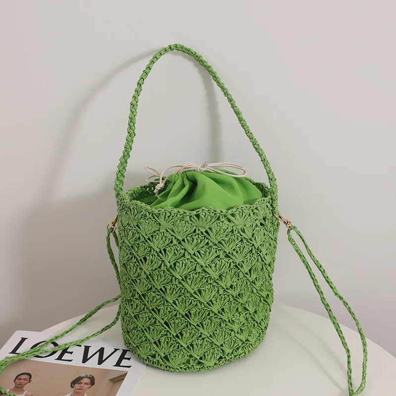 Handmade Woven Women's Shoulder Bag Bohemian Tassel Crossbody Bags Knitted Summer Bucket Straw Beach Bag Female Handbags