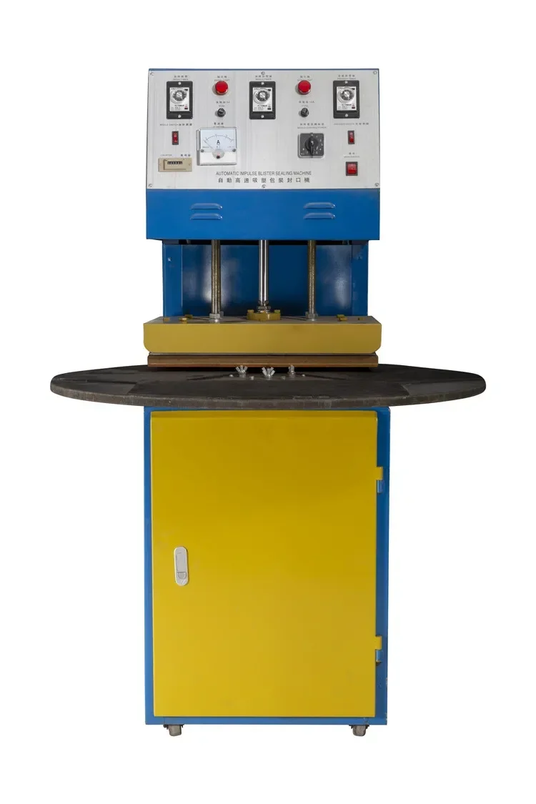 

%a Paper Card Hot Press Blister Sealing Packaging Machine