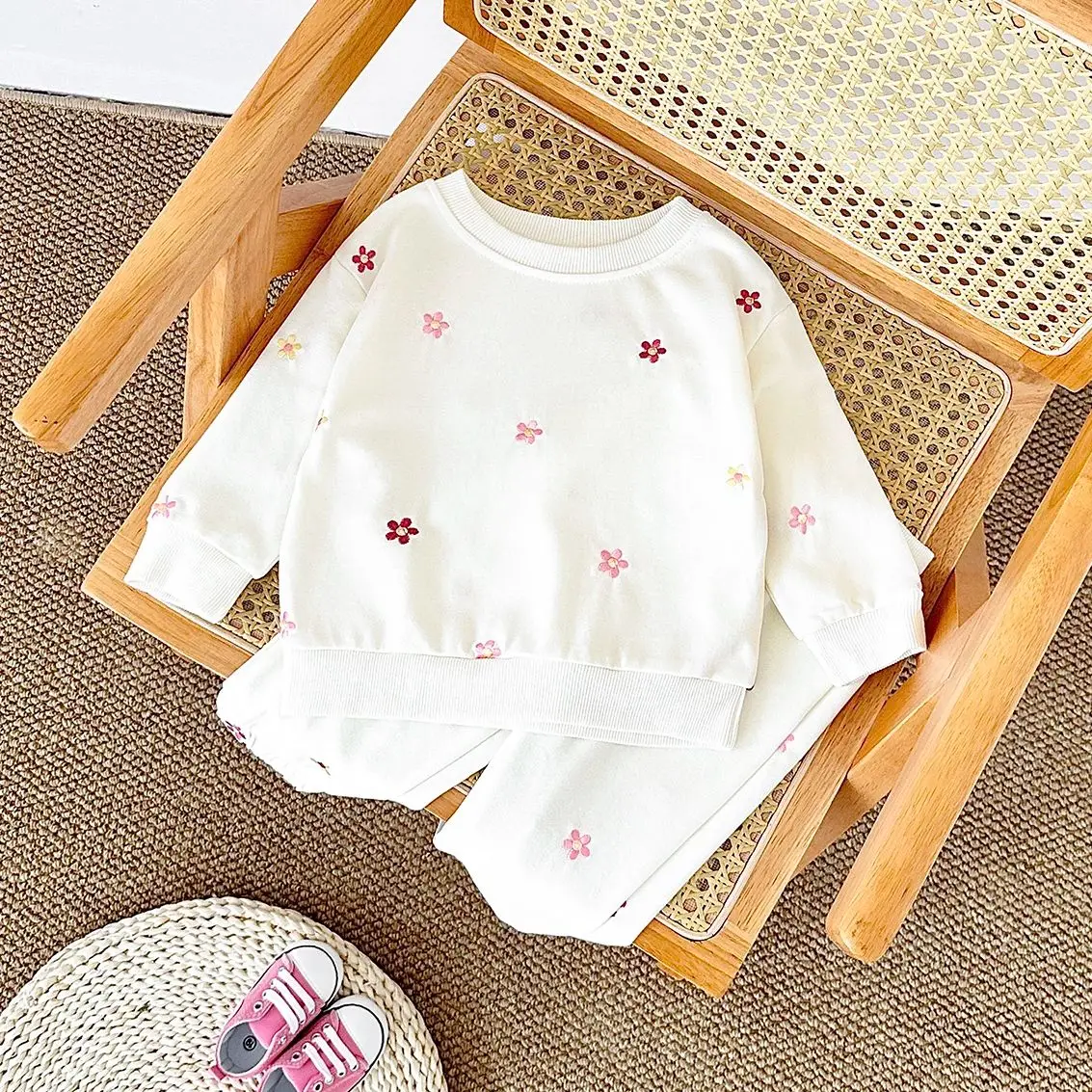 Infant Baby Sets 1-3Y Toddler Baby Girls Clothes Cotton Warm Autumn Basic Split Two-PCS Homewear Flower Embroidery Top+Pants