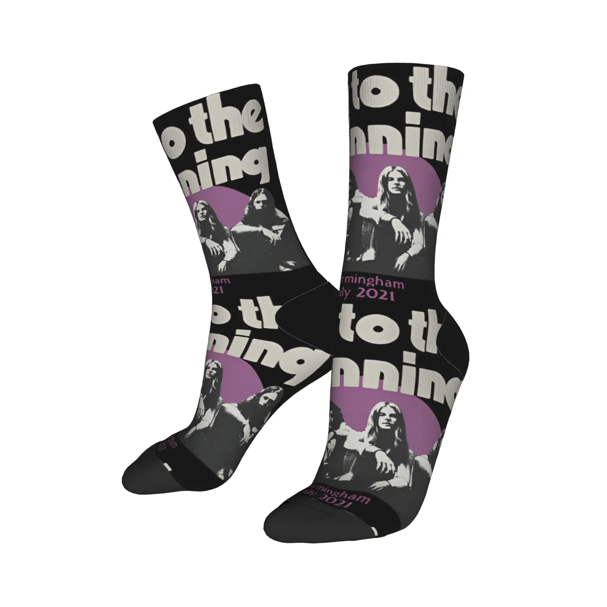 ถุงเท้าแบล็คแซเบธส์ ดีไซน์กลับสู่ต้นทาง ถุงเท้าคาวาอิ ถุงเท้ากันเหงื่อสำหรับฤดูใบไม้ร่วง ถุงเท้าวิ่งระบายอากาศสำหรับผู้ชาย