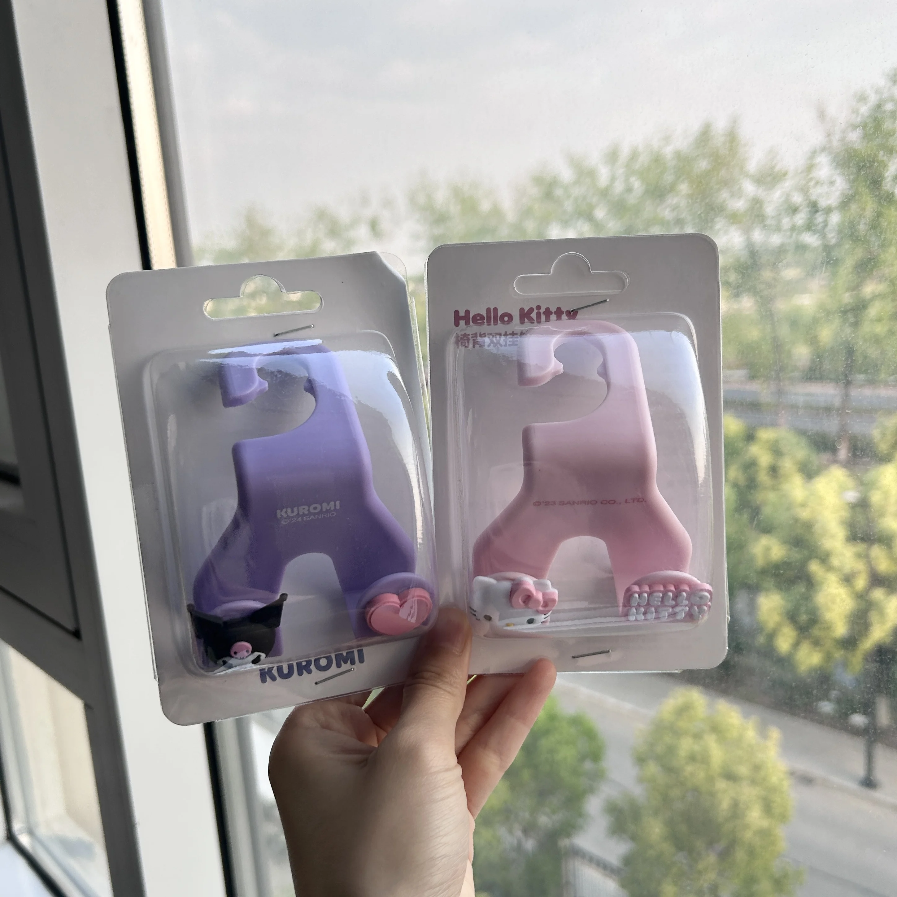 

Sanrio New Hello Kitty Kuromi My Melody Cinnamoroll Pompompurin Car Hook Seat Fashion Trend Portable Sense of Luxury Sweetness