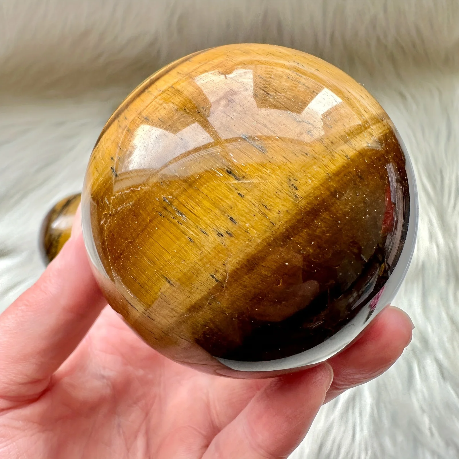 

Natural Tiger Eye Crystal Ball For Chakra Yoga Meditation, Home Decoration Ideal Choice For Gifts