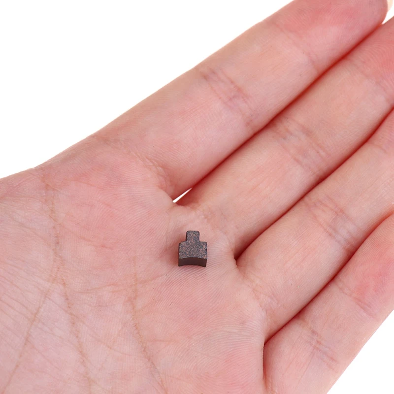 RS550 มอเตอร์คาร์บอนแปรงชาร์จสว่านไขควงไฟฟ้าแปรงสําหรับ RYOBI DEVON RS545 555 550 มอเตอร์ 10Pcs