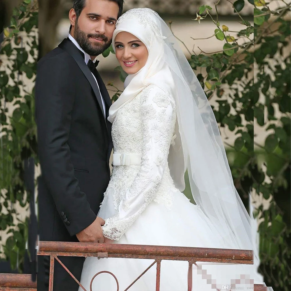

White Wedding Dresses Long Sleeves A-Line Muslim Garden Bride Dress with Appliques Beading Sweep Train Bridal Gowns Customized