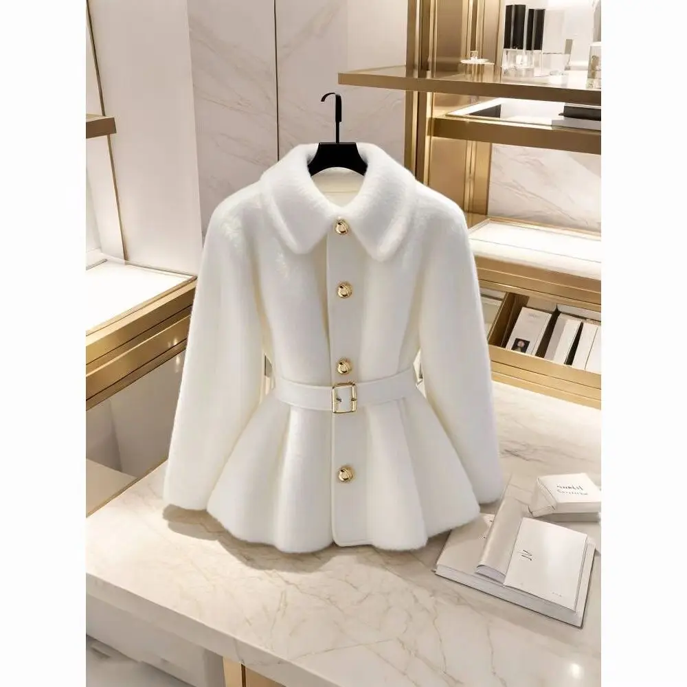 

2024 Autumn and Winter New Style Velvet Thickened Warm Jacket for Women To Reduce Age Beautiful and Stylish Short Furry Top