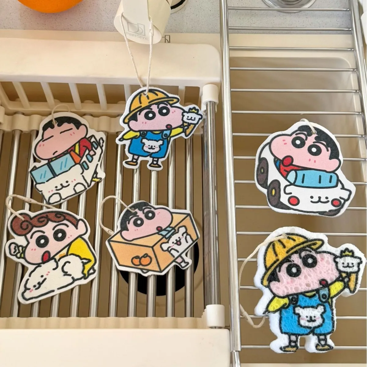 

Crayon Shin-chan Dishwashing Sponge Kitchen Cleaning Brush Sponges Clean Cloth Cartoon Pan Pot Dish Wash Tools Kitchen Reusable