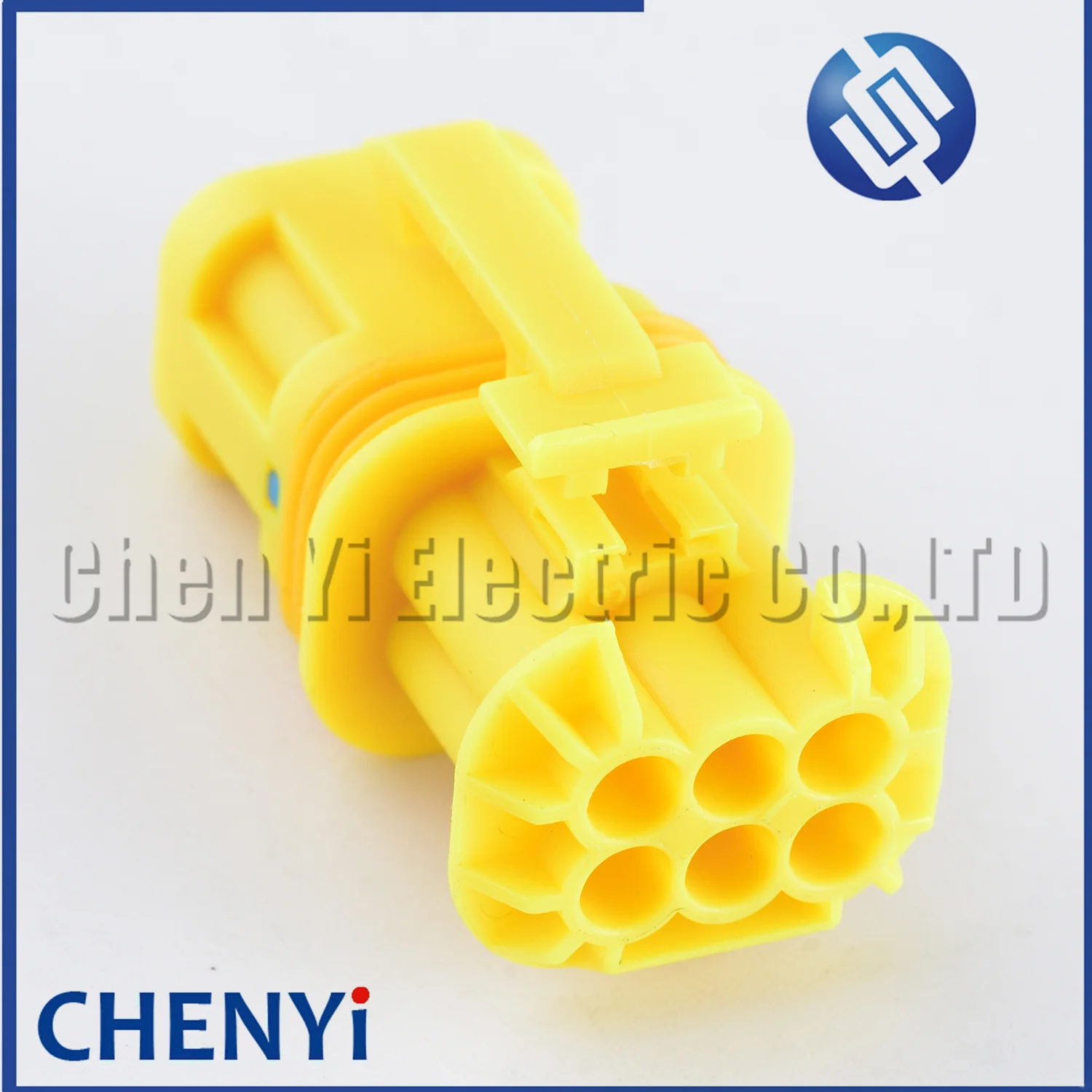 1 Set 6 Pin Automobile connector Headlight daytime running light plug fan clutch plug 1323318650 For Heavy duty truck T7H TX TH7