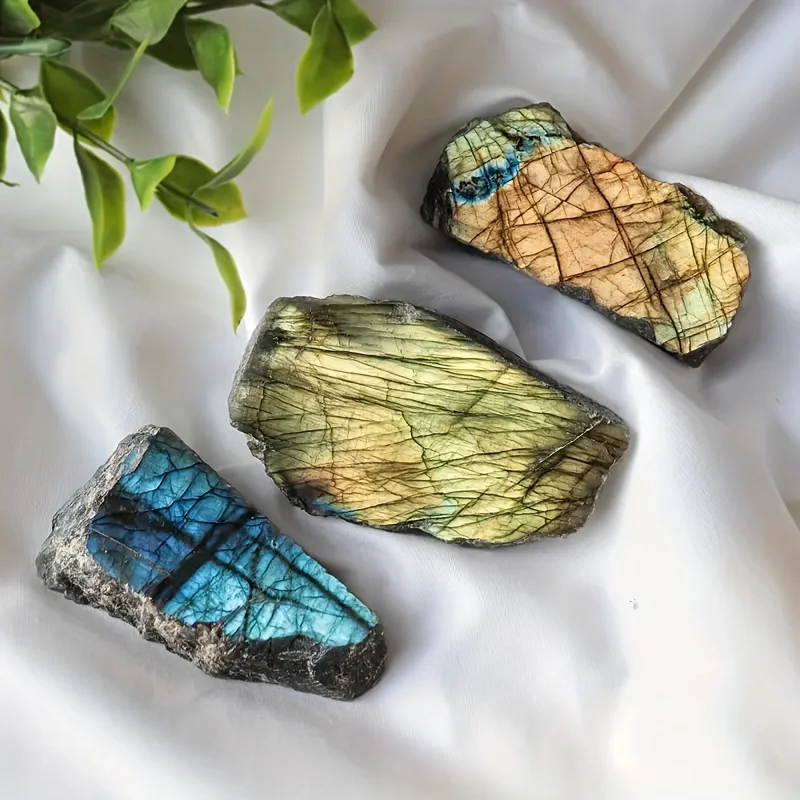 High Flash Raw Labradorite, Rough Labradorite Crystal, Blue glitter flakes, colored glitter flakes, Home Decor, crystal gifts