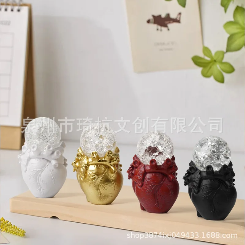 New Cross Border Realistic Heart Holding Ball Resin Ornament Creative Desktop Decoration for Home Living Room Study Room Gift